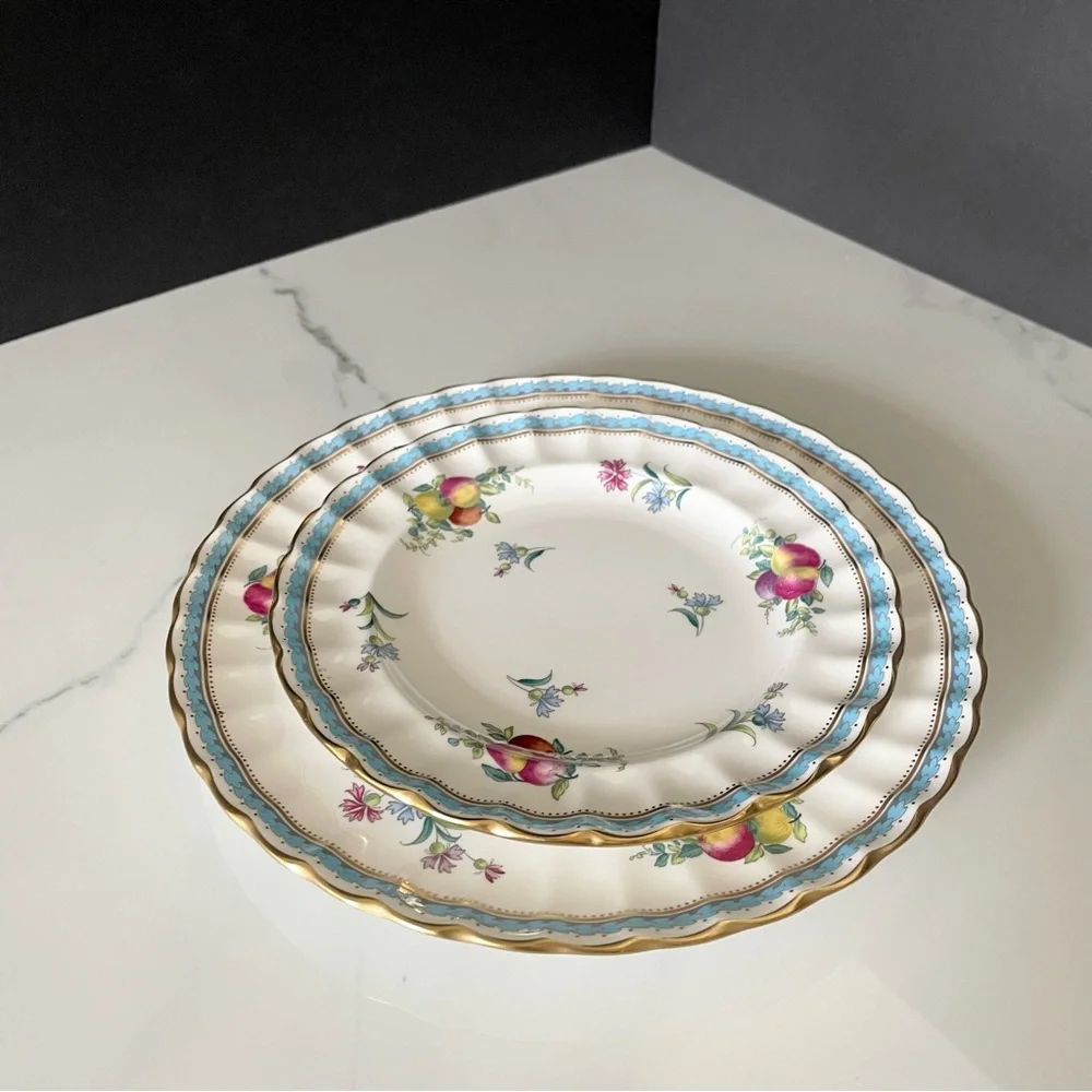Trapnell Sprays Salad & Bread Plates by Spode